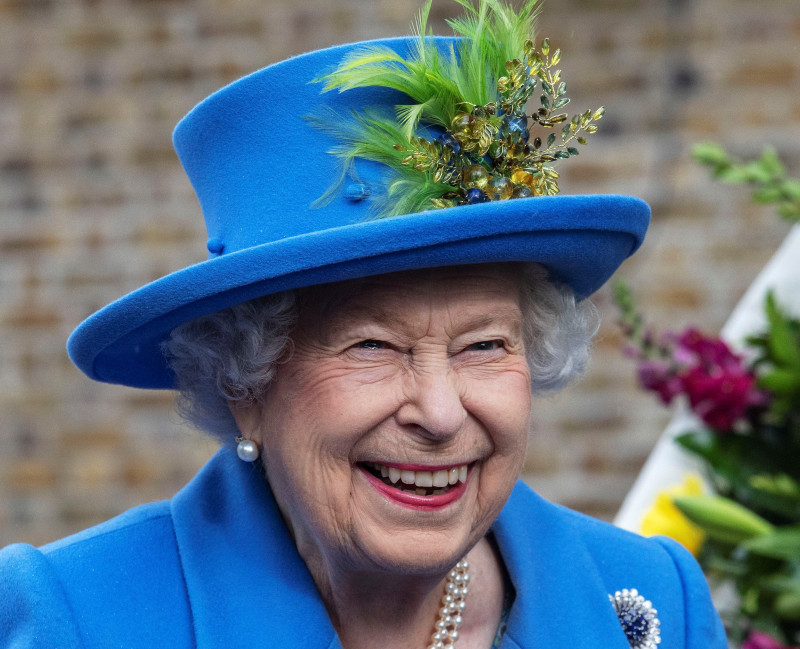Gin & tonic and doing dishes: UK envoy recalls Queen Elizabeth II’s humour