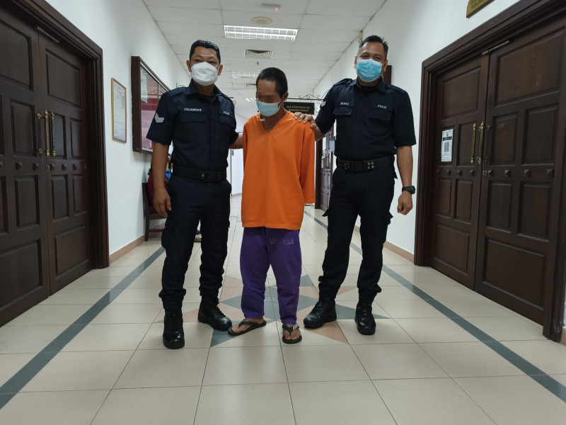 Court extends remand of Kuching dad accused of sexually trafficking child to friend