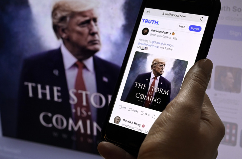 Google allows Trump’s Truth Social app in Play Store