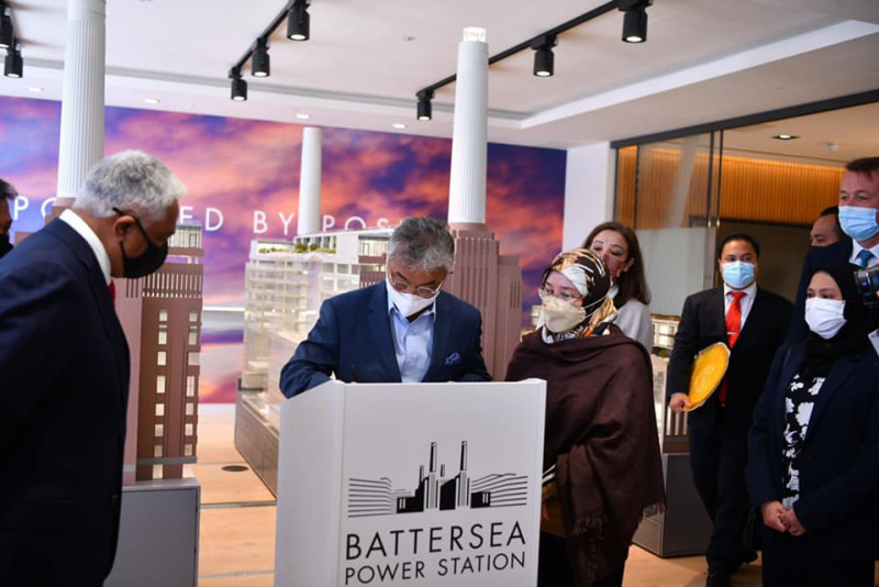 Agong officiates Battersea Power Station opening ceremony