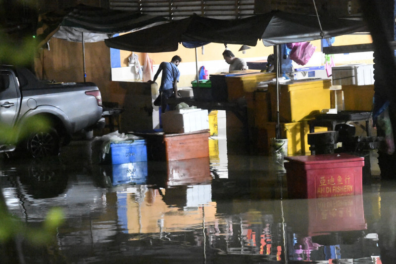CDF relocates 37 flood victims in Langkawi to relief centres