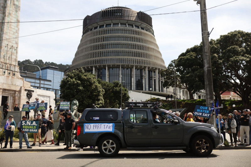 ‘Burp and fart’ tax stirs protests among N. Zealand farmers