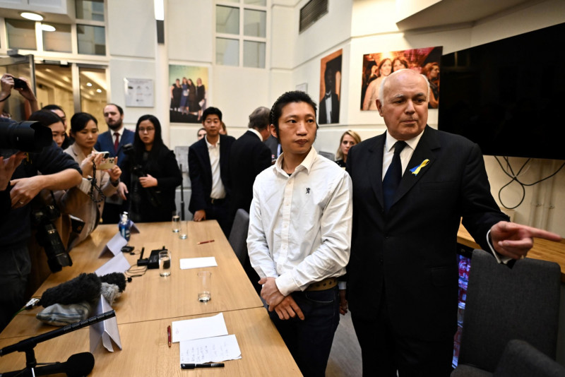HK man slams ‘barbaric’ attack at Chinese consulate in UK