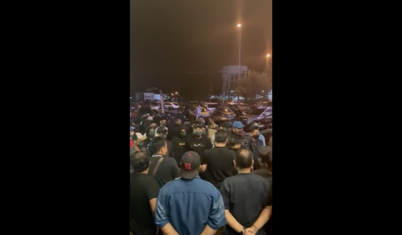 Gang of thugs disrupt Muda event in Muar yet again