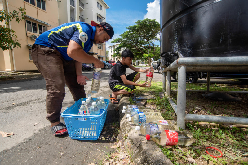 Constant water cuts have Labuan islanders steamed 