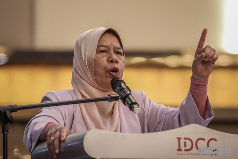 Zuraida files appeal against court order to pay PKR RM10 mil