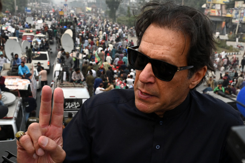 Protests in Pakistan kill at least five
