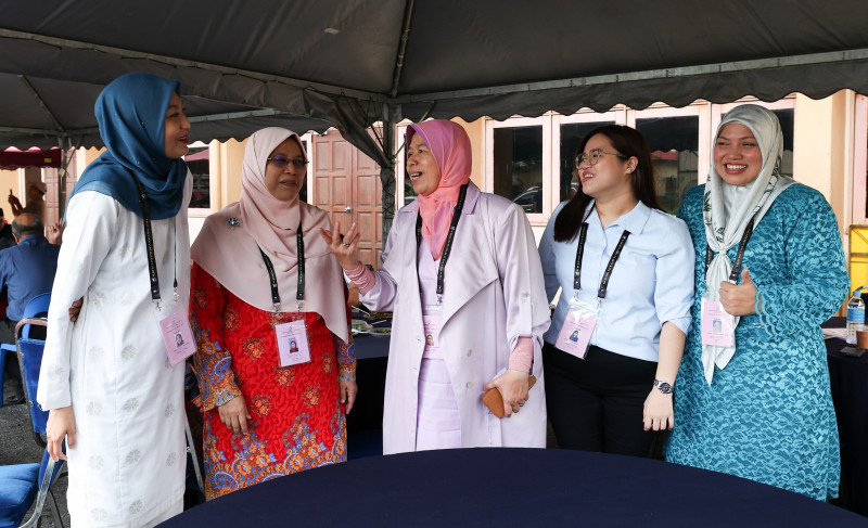 GE15: reject traitors, PKR candidate Rodziah Ismail tells Ampang voters