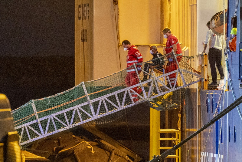 Italy defends migrant policy after claims of illegal rejections