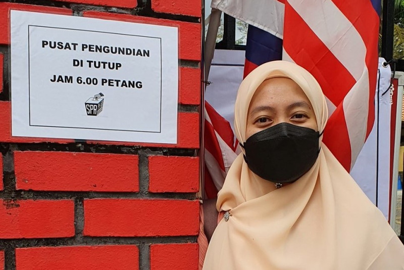 GE15: woman stopped from voting stays at polling centre until closing time