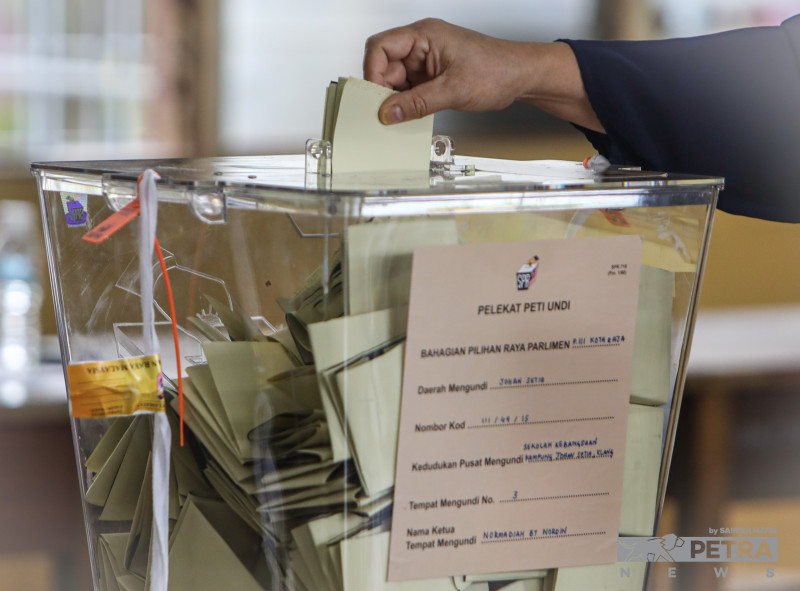 GE15: two women in Johor die in separate incidents during voting process 