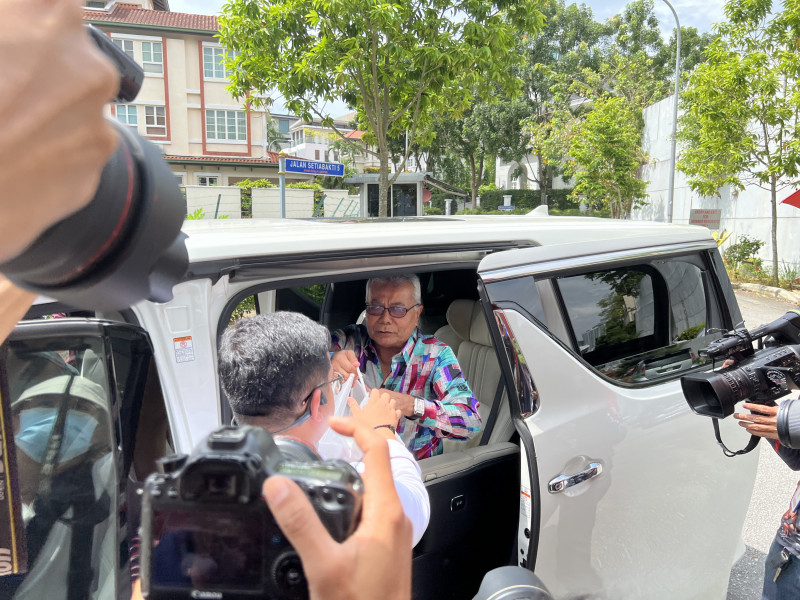Meet at Muhyiddin’s house just to show support: Redzuan