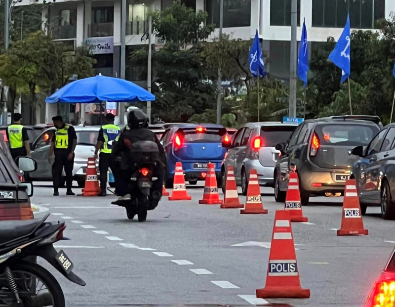 Miffed netizens lament traffic jams as roadblocks set up nationwide