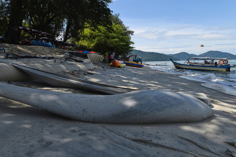 Ditch the sandbags: CAP urges new measures to save Batu Ferringhi