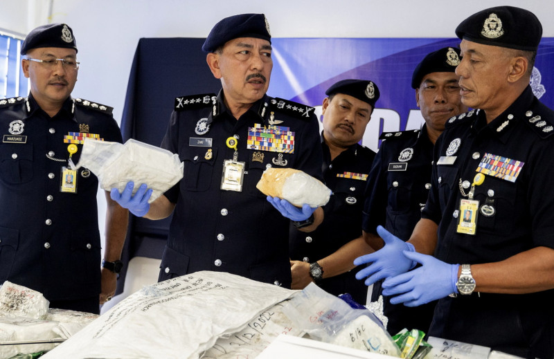 Cops nab couple with over RM9.5 mil worth of syabu in Kuala Krai