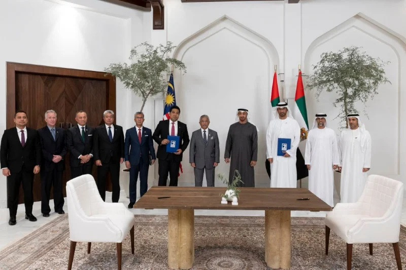 Zafrul skips special cabinet meeting for engagement in UAE