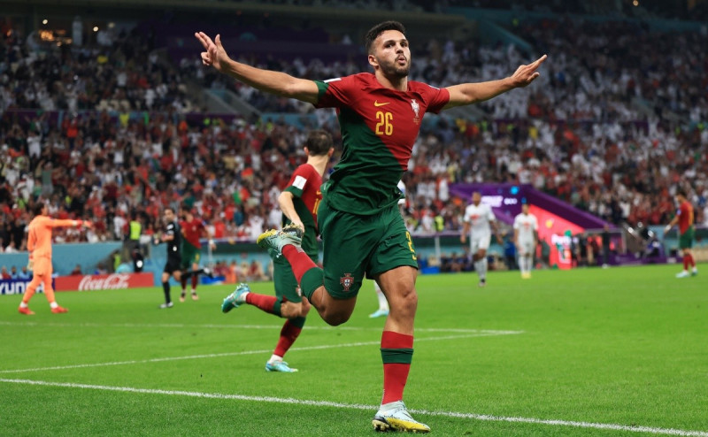 Portugal hammer Switzerland 6-1, reach World Cup quarter-finals
