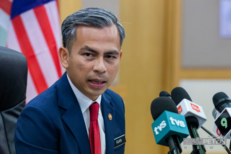 Govt not telling Dewan Rakyat speaker what to do, says Fahmi