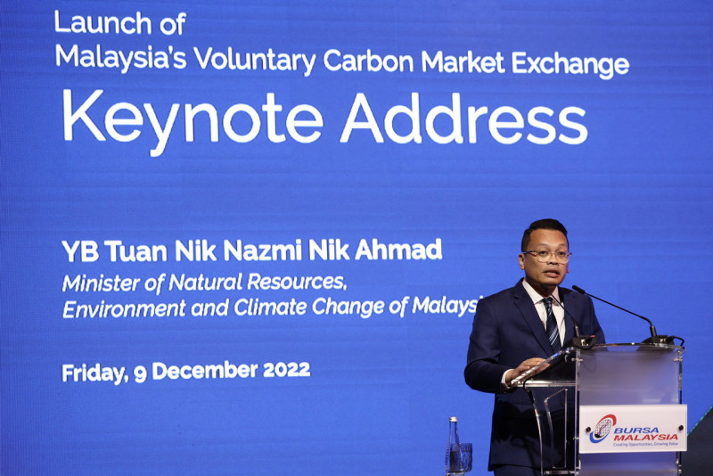Govt committed to cutting carbon emissions, tackling climate change: Nik Nazmi