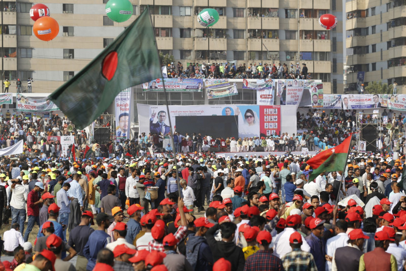 Bangladesh opposition mounts huge protest in Dhaka