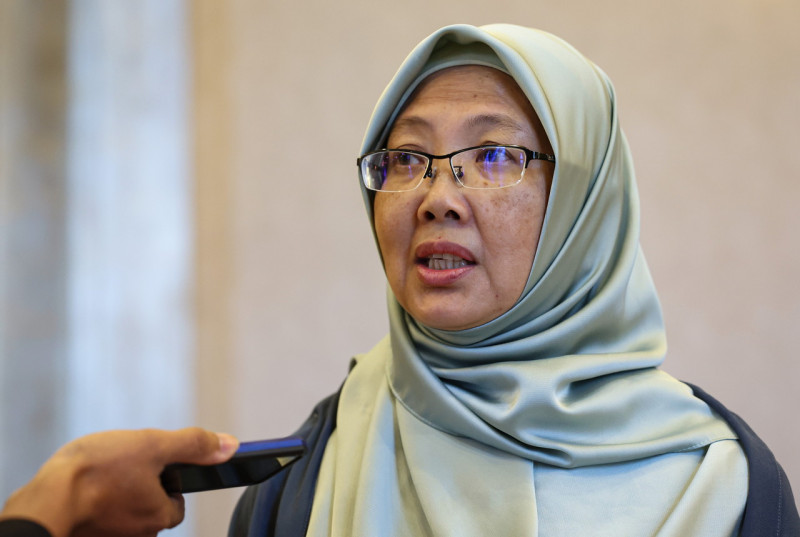 Zaliha: Be patient and wait, the statement on Najib’s pardon will come
