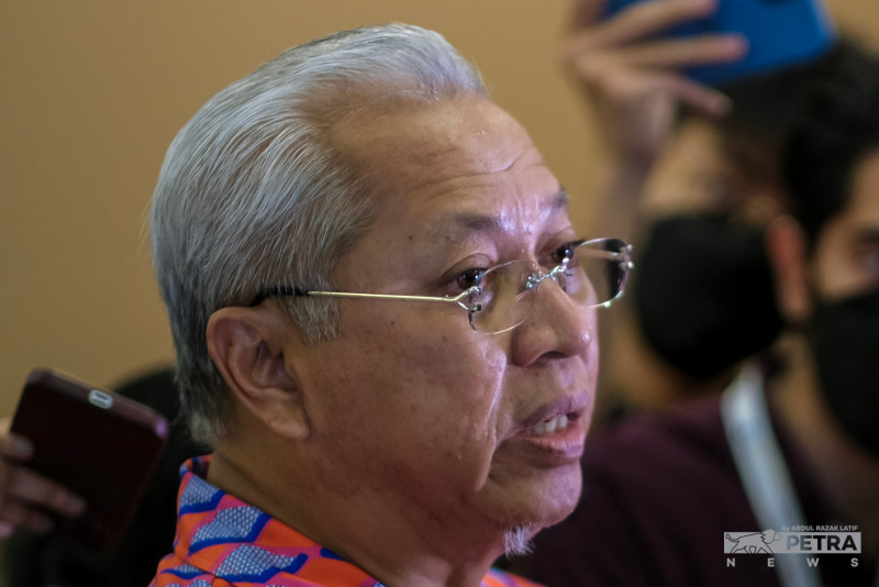 Umno letter from Ahmad Maslan didn’t specify why I was sacked: Annuar