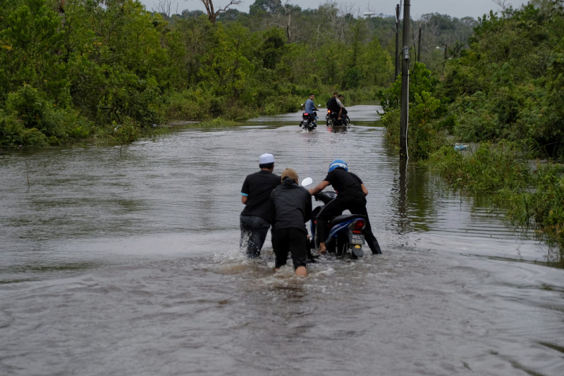 Flood victim numbers drop in Pahang, Perak
