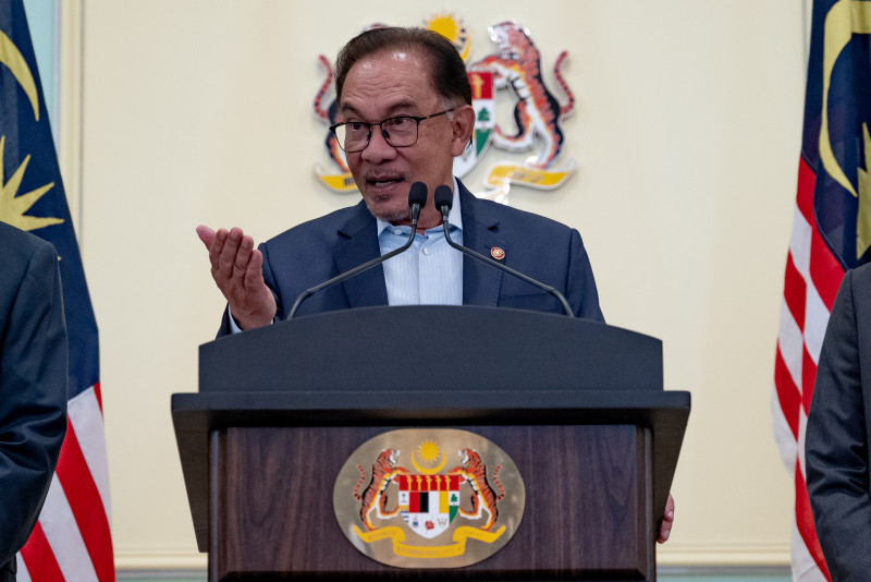 Anwar disbands Muhyiddin-led National Recovery Council