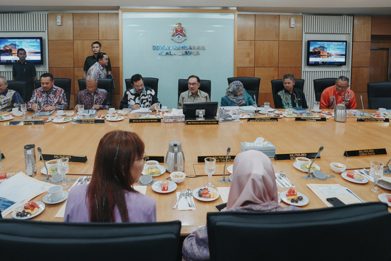FT Ministry no more, now under Prime Minister’s Dept
