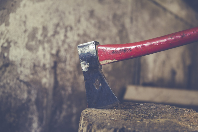 CoA upholds duo’s five-year jail term for illegal possession of knives, axe