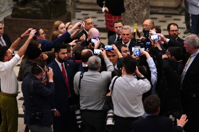 US in crisis amid once-in-a-century political standoff