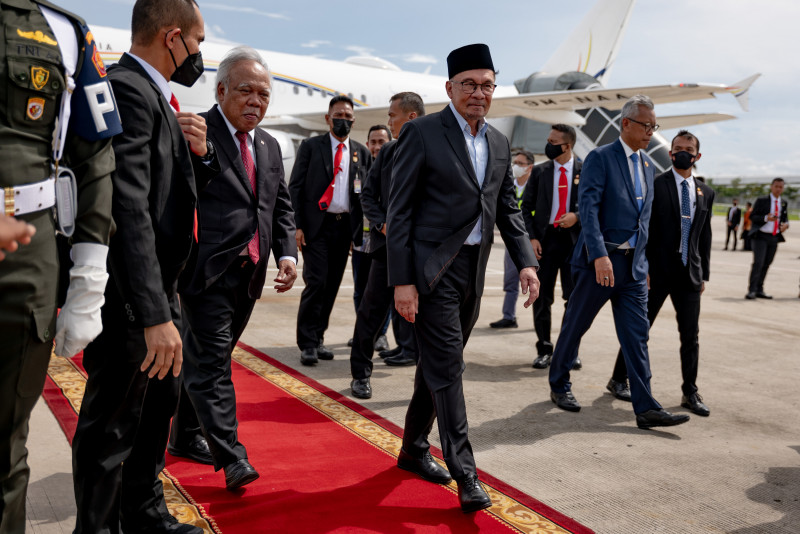 Indonesia first official visit because of friendship in hard times: Anwar
