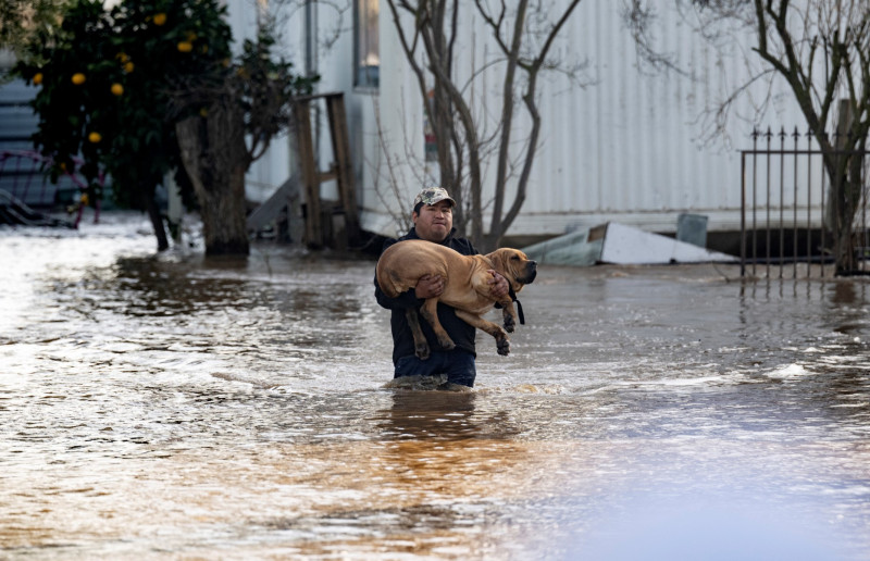 More rain, snow pelt California as Biden declares disaster to hasten aid