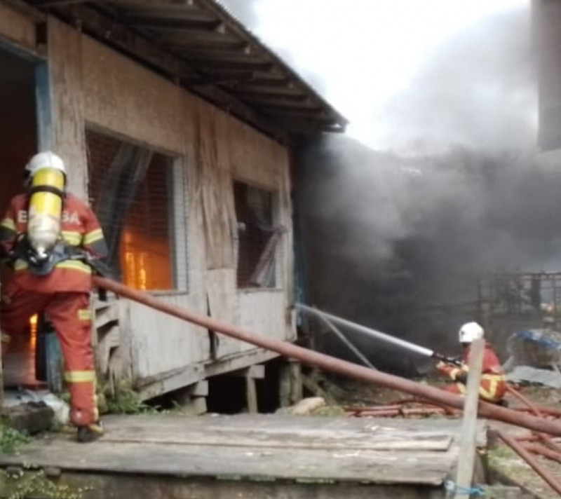 Longhouse fire in S’wak drives out 200 residents