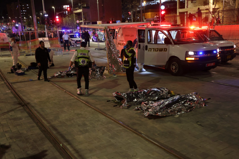 Israeli police arrest dozens after deadly synagogue shooting