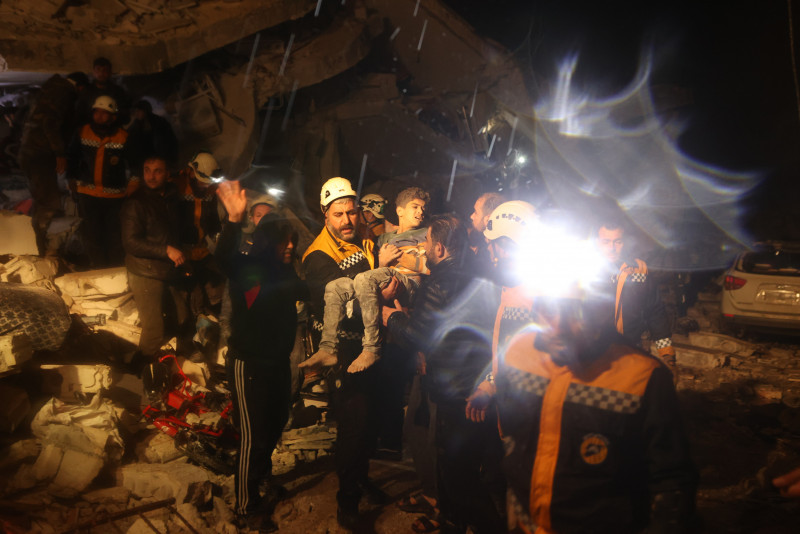 Turkiye quake: at least 386 dead in Syria