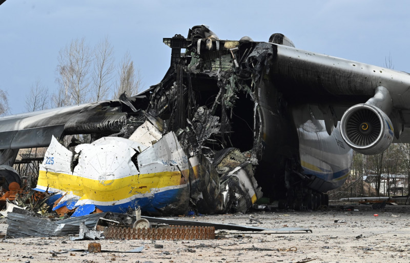 Ukraine detains two over destruction of world’s largest plane