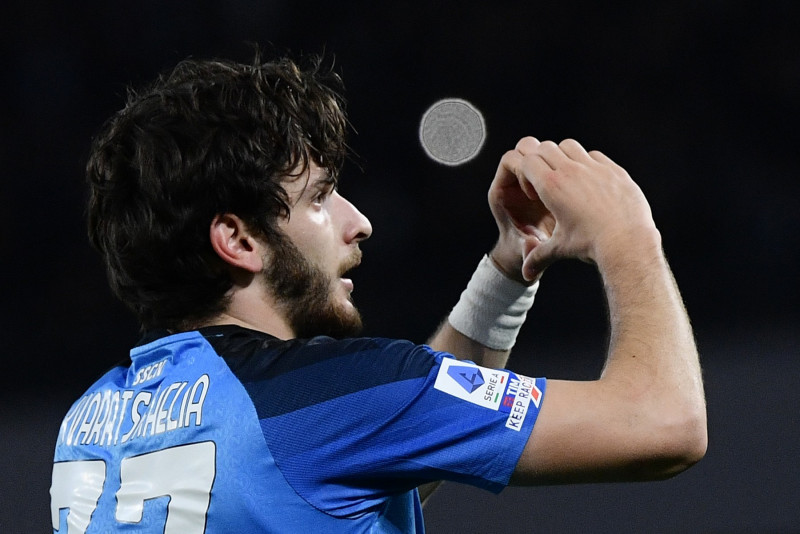 Kvaratskhelia channels Maradona as Napoli eye Champions League quarters