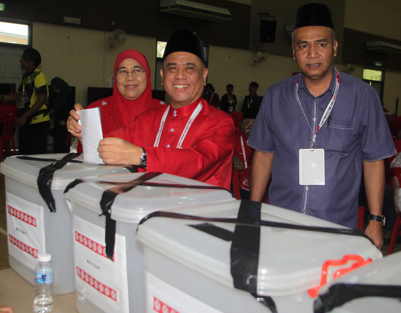 Refer events in Perak inviting Muslims to other houses of worship to MAIPk: MB