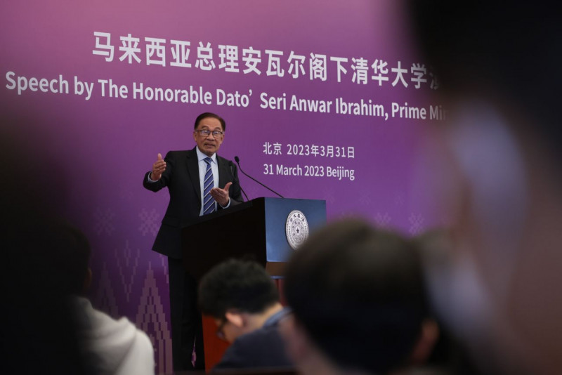 M’sia friendly to China, but makes its own decisions: Anwar