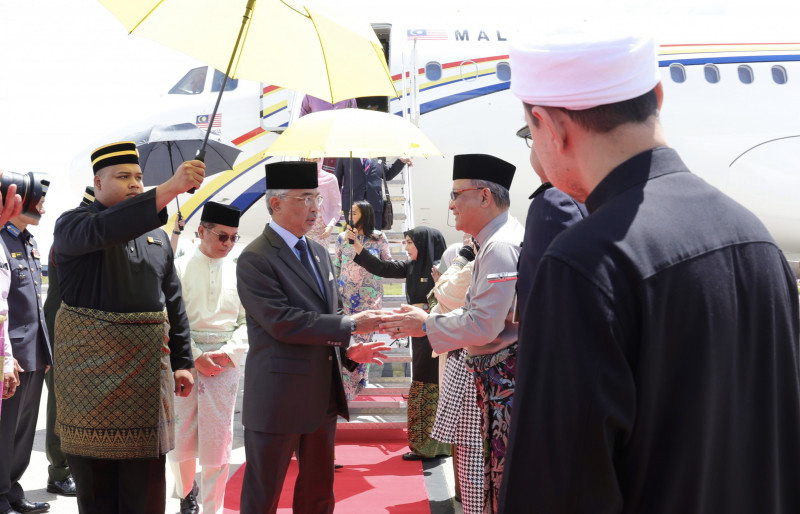 Agong arrives in Labuan for three-day visit
