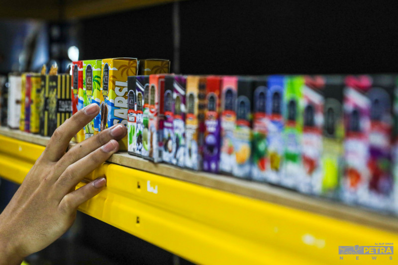 Retailers say no to GEG for vapes, want imports allowed