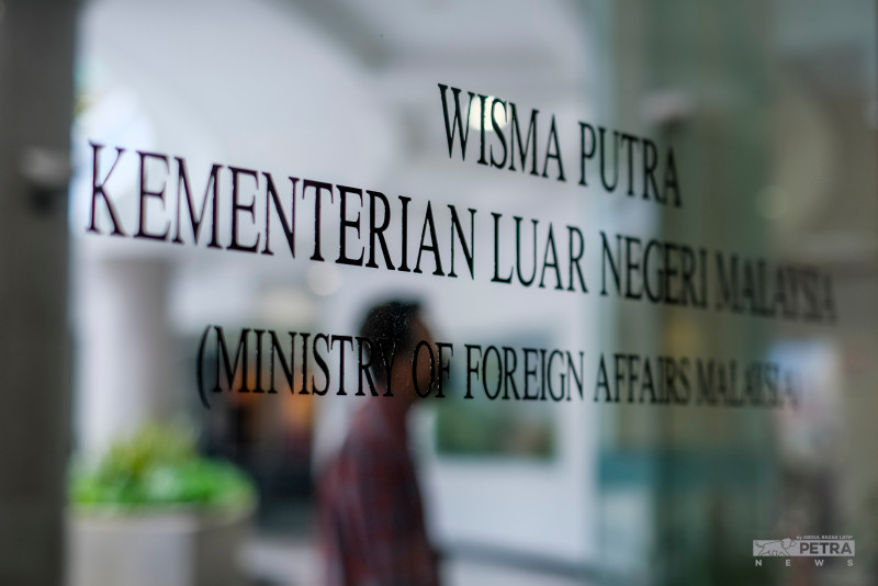 Wisma Putra bins Sabah rep’s claims of oil-rich Ambalat given to Indonesia