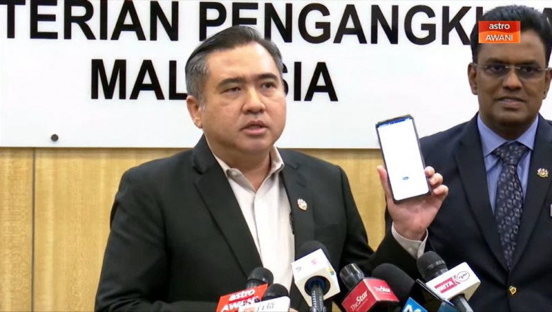 [UPDATED] Like craving KFC but going to McDonald’s: Loke hits back in airfares spat