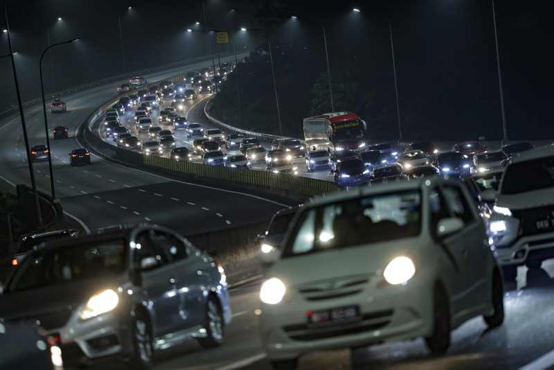 Smoother, albeit slow moving, traffic on major highways tonight: MHA