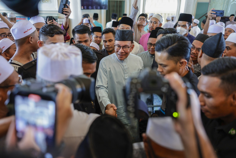 PSI: govt ready to listen to fishermen’s concerns, objections, says Anwar