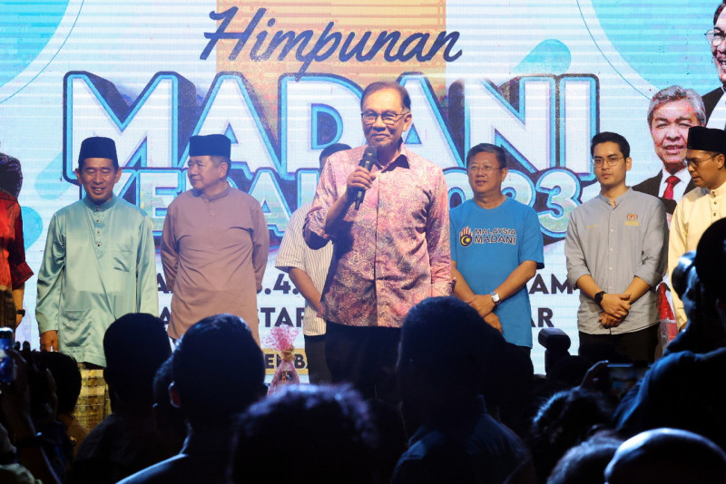Beware divisive leaders, Anwar tells Malaysians
