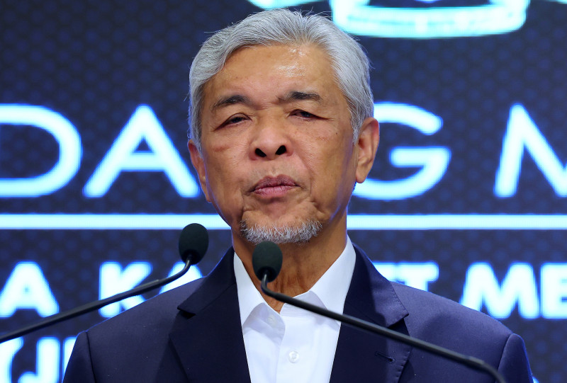 Road closures due to construction must be reduced: Zahid