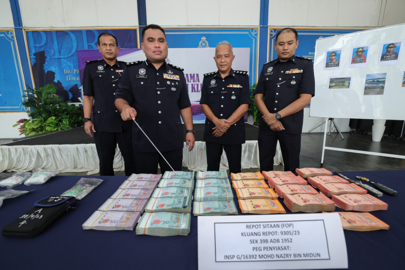 Kluang cops nab four, seize nearly 4kg of syabu, ganja in raid