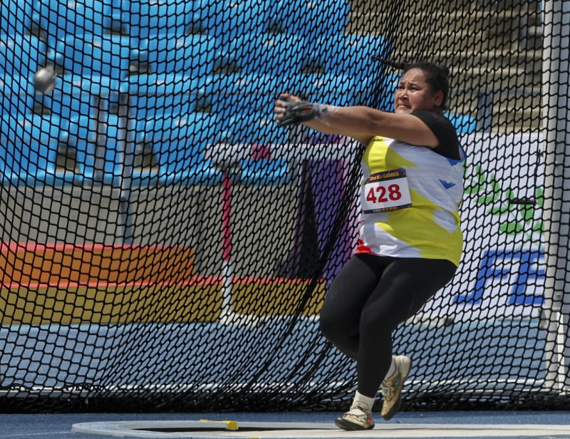 Hammer-thrower Grace breaks own SEA Games record to defend gold